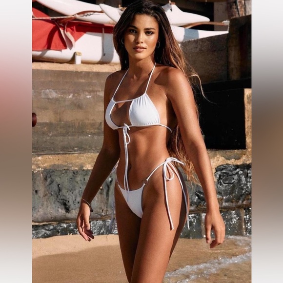 Indah Seri top and Adella bottom - Picture 2 of 6